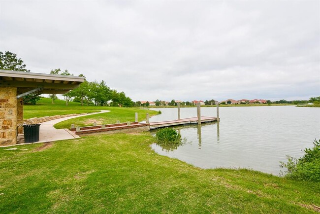 Building Photo - 6551 Scarlet Pond Ln