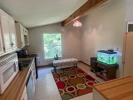 Kitchen - 4225 N Kinser Pike