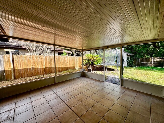 Building Photo - Charming 3-Bedroom Single-Family Home on Quiet Cul-de-Sac in East Orlando