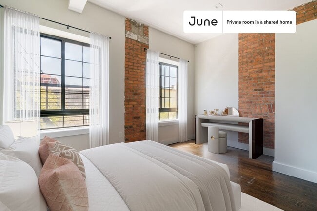 Building Photo - 281 Ellery St