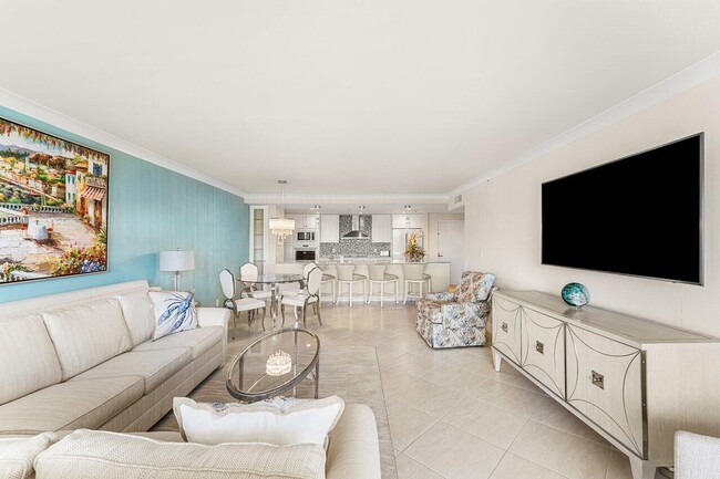 Building Photo - 4740 S Ocean Blvd