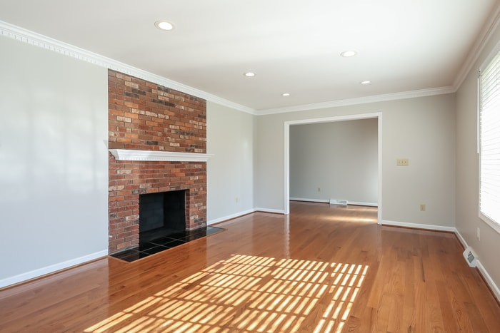 Building Photo - 303 Sherborne Dr