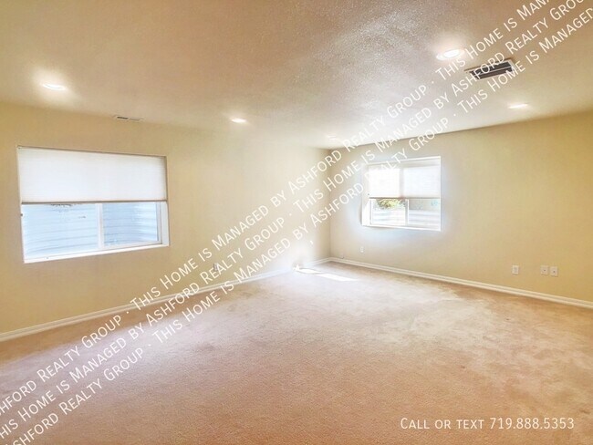 Building Photo - 9931 Red Sage Dr