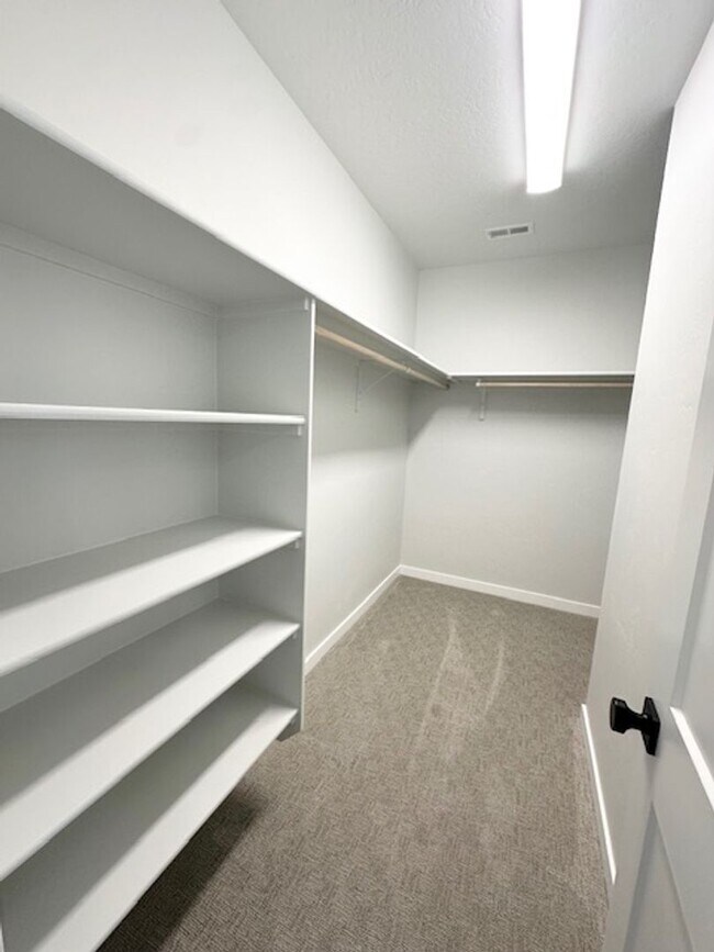 Building Photo - Prioritize comfortable living in this CBH home built in 2024!