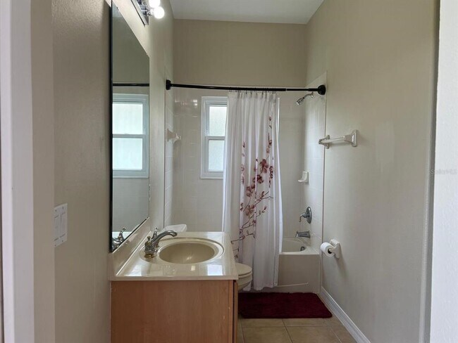 Building Photo - 3535 Somerset Cir