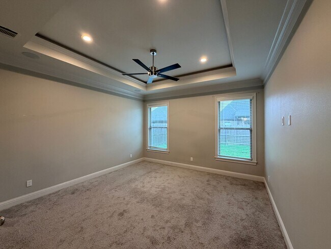 Building Photo - Gated Community Close to Barksdale Air Force Base...