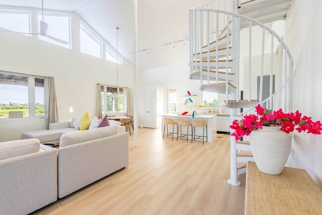 Building Photo - 18954 Acosta Rd