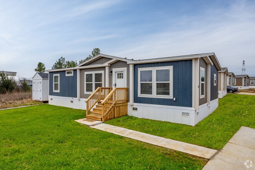 Building Photo - Bluewood Ranch
