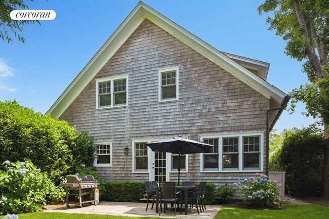 Building Photo - 29 McGuirk St