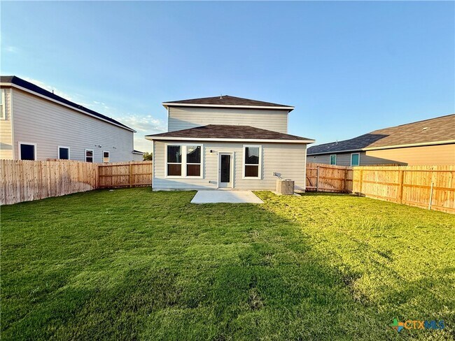 Building Photo - 433 Panther Pass