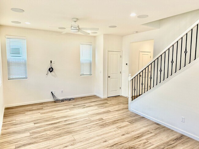 Building Photo - Newly Built 3/2.5 Bonadelle Home in Riverstone Community