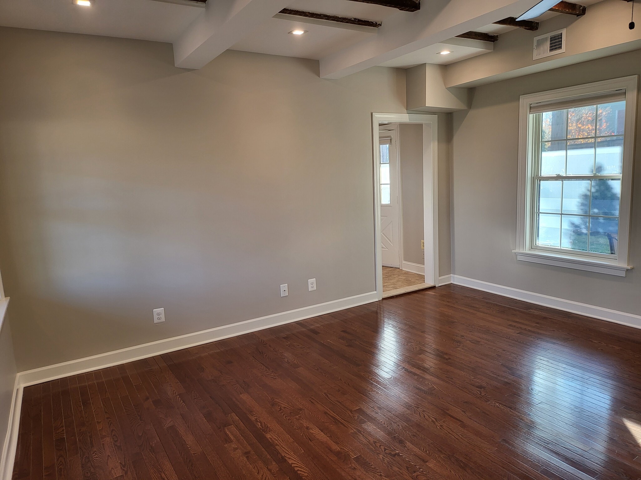Living room wall facing kitchen - 731 N Stokes St