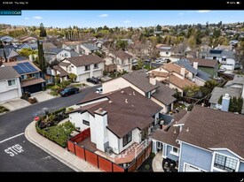 Building Photo - 2351 Lake Meadow Cir