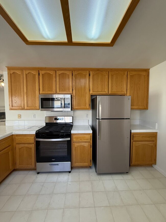 Building Photo - Orcutt Single Story Home with RV Access