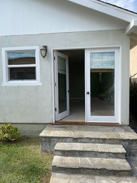 Building Photo - 1500 Steinhart Ave