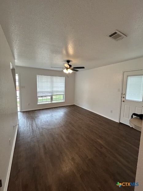 Building Photo - 4408 Sylvia Dr