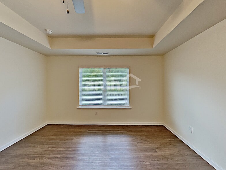 Building Photo - 701 Woodall Rd