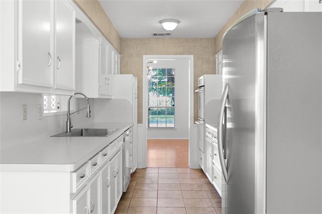 Building Photo - 9702 Summerhill Ln