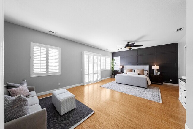 Building Photo - 27067 Sunningdale Way