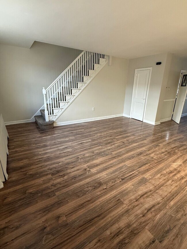 Building Photo - 3-Bedroom Home in Northeast Phila. Available For Rent!