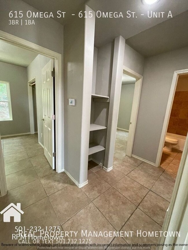 Building Photo - 615 Omega St