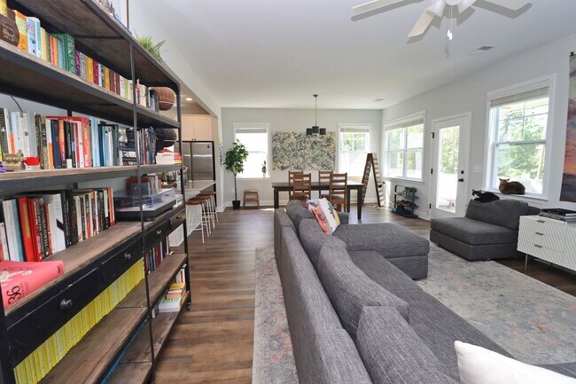 Building Photo - 6813 Deloach Drive