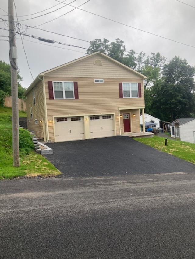 Primary Photo - 223 Gillespie Ave