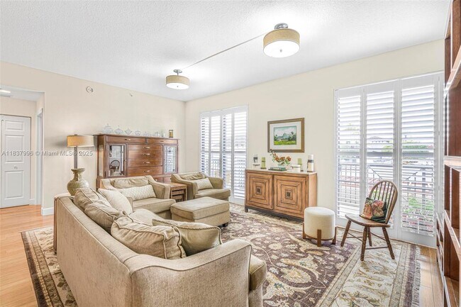 Building Photo - 8395 SW 73rd Ave