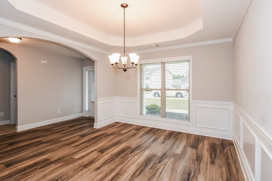 Building Photo - 222 Heartland Cir