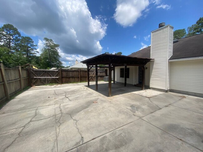 Building Photo - Rental In Rincon - Traditional Ranch
