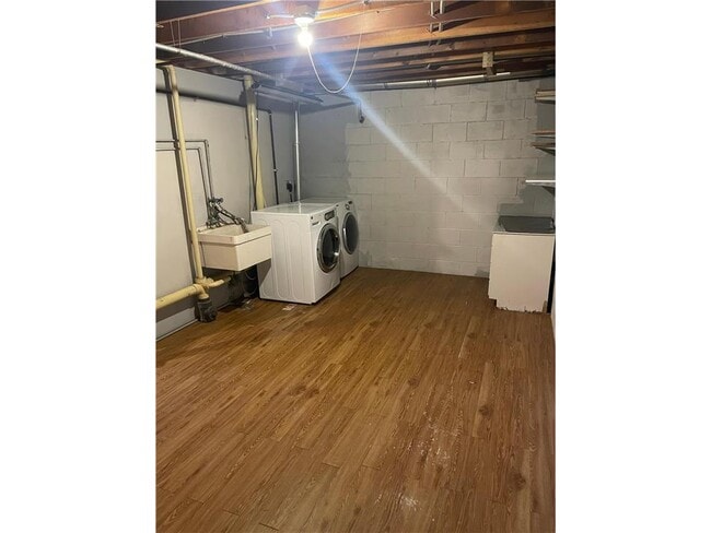 Building Photo - 2363 Dorland Ln