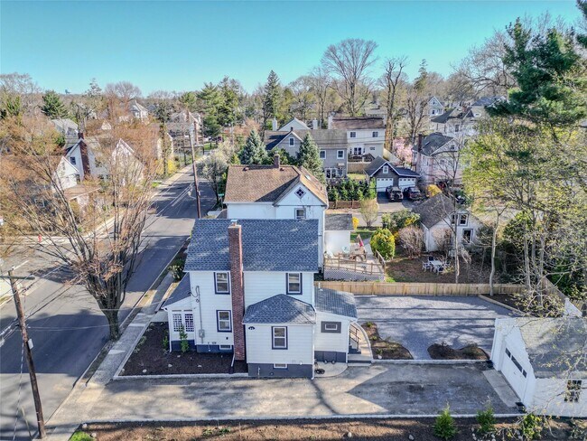 Building Photo - 22 Mackey Ave