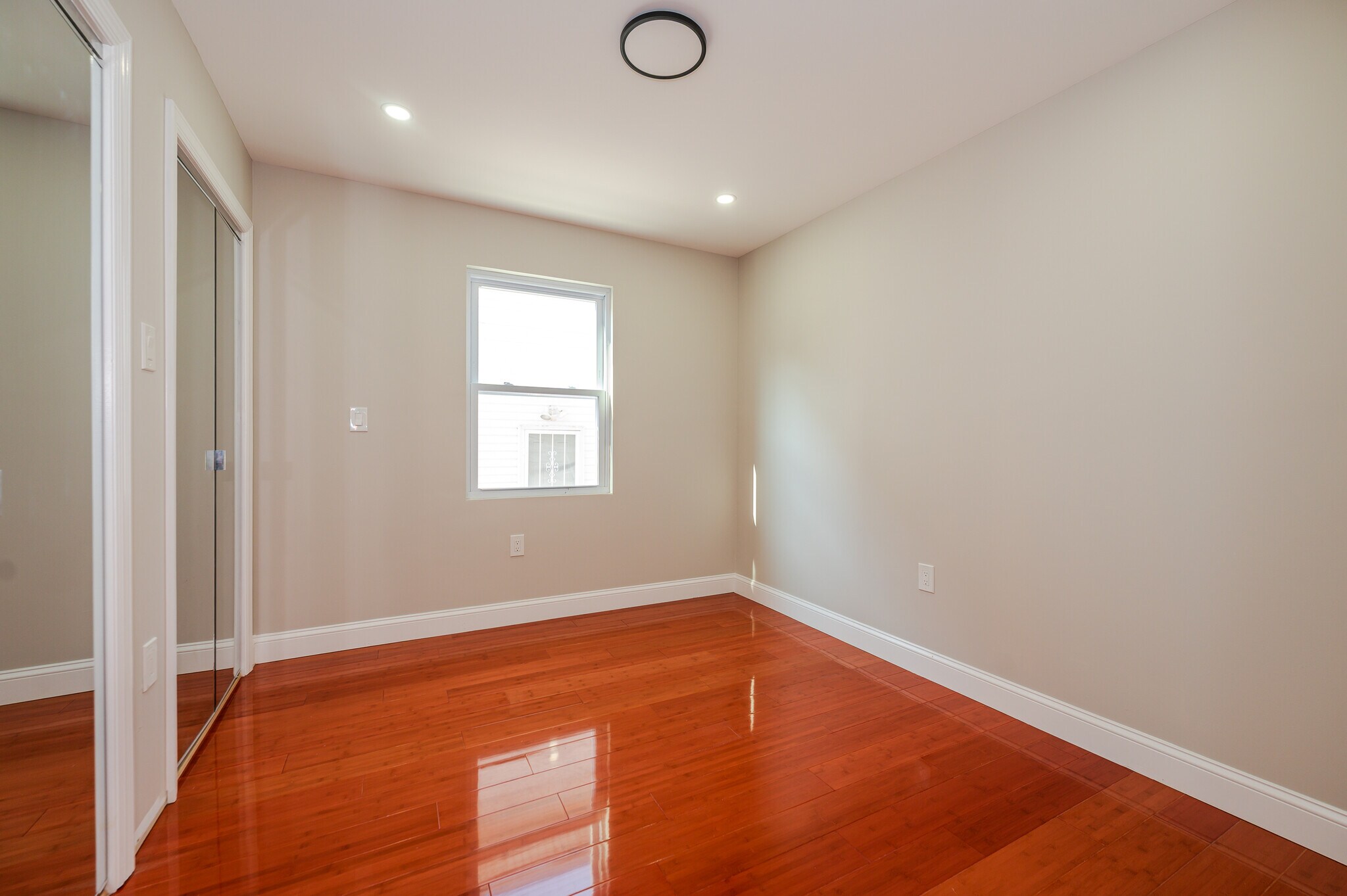 Building Photo - 10713 220th St