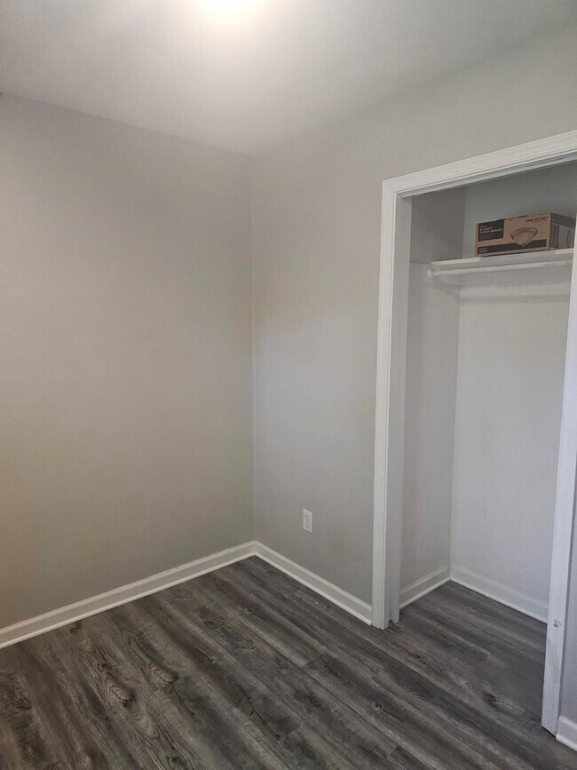 Building Photo - 1489 Morgan Dr