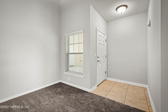 Building Photo - 4920 Key Lime Dr