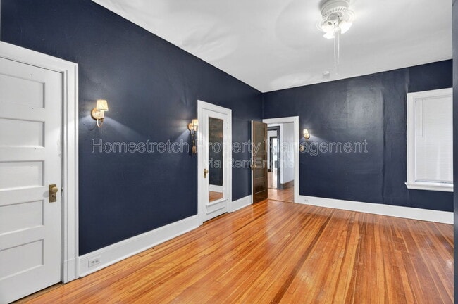 Building Photo - 3307 Halliday Ave