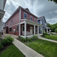 Building Photo - 629 Fairview Ave NE
