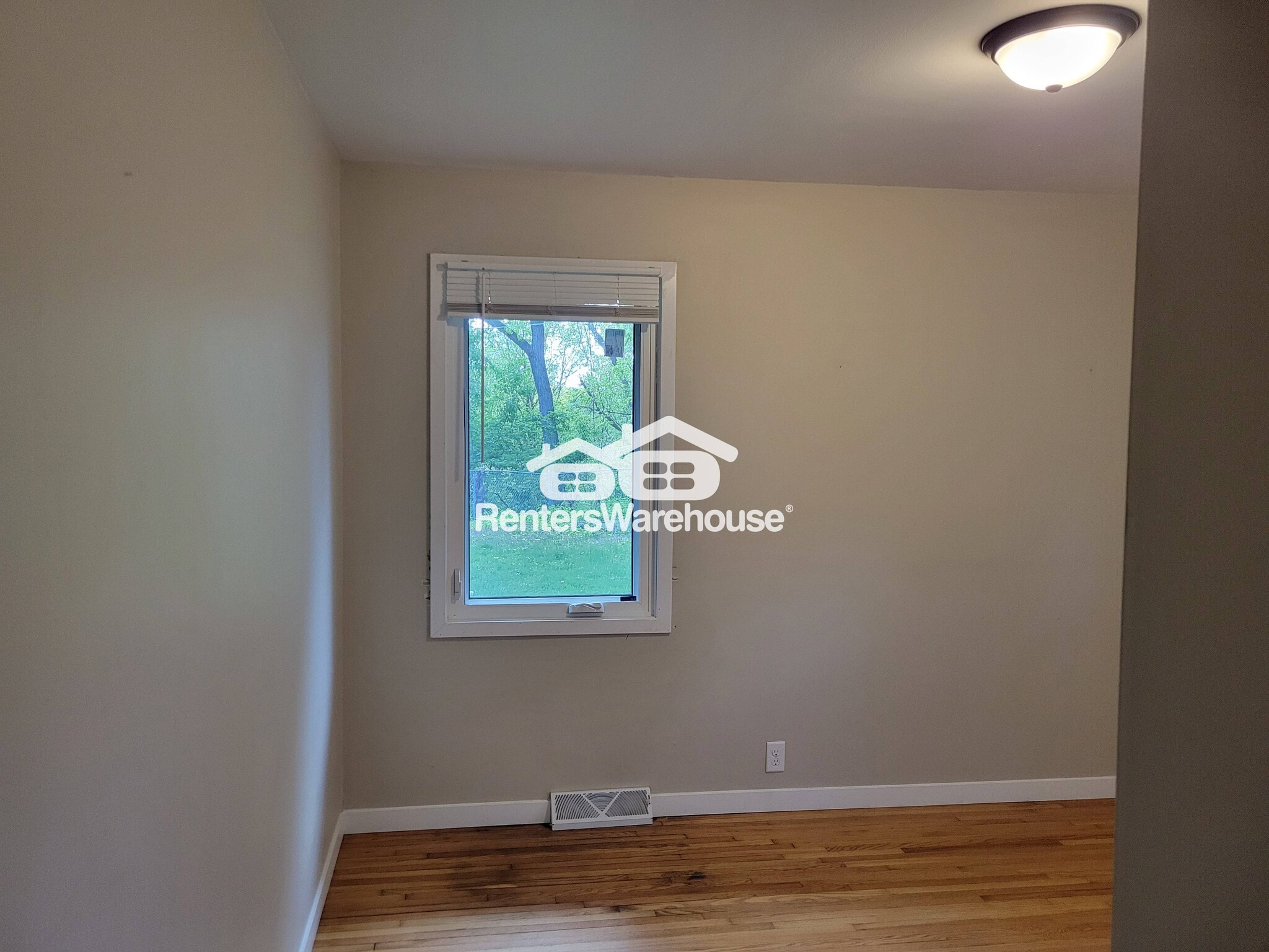 Building Photo - 738 Belwood Dr