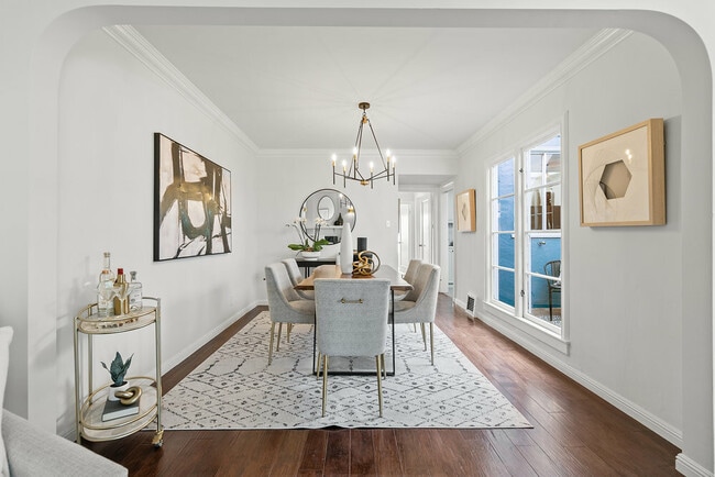 Building Photo - 724 Teresita Blvd