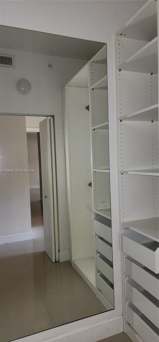 Building Photo - 7360 NW 114th Ave