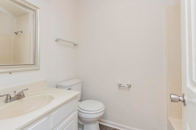 Building Photo - 3104 Kinwood Dr