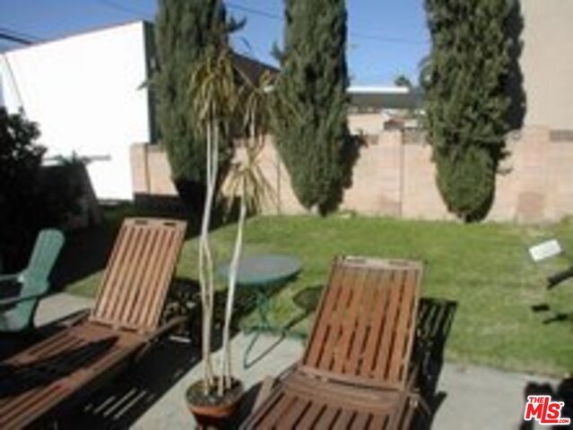 Building Photo - 1277 Ridgeley Dr