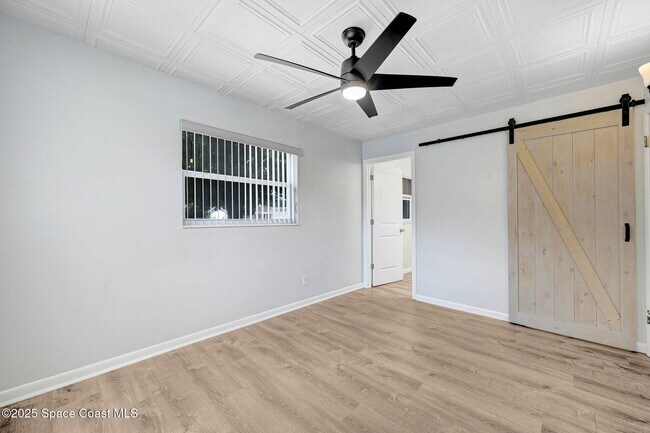 Building Photo - 1028 Coronado Dr