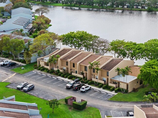 Building Photo - 1360 NW 97th Terrace