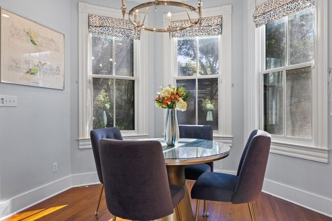 Building Photo - 4104 Avenue F