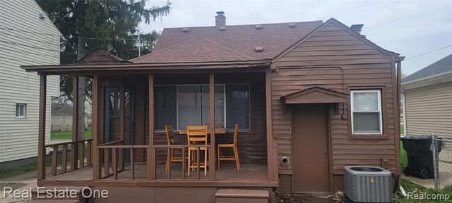 Building Photo - 25364 Blair St