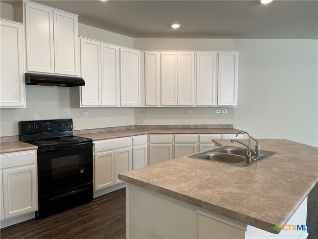 Building Photo - 2078 Wind Chime Wy