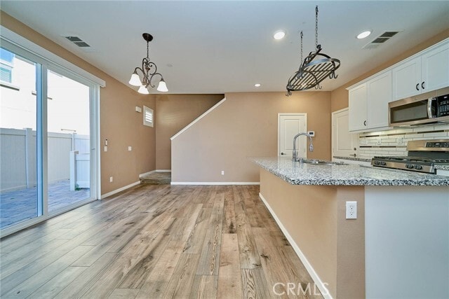 Building Photo - 35879 Landon Ln
