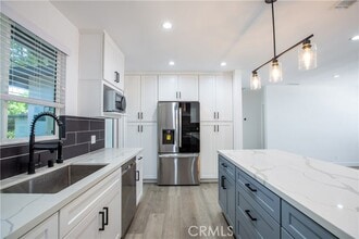 Building Photo - 19503 Cantara St