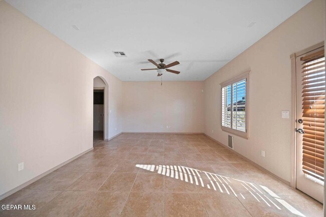 Building Photo - 14688 Ava Leigh